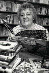 Pegi Williams reading a picture book